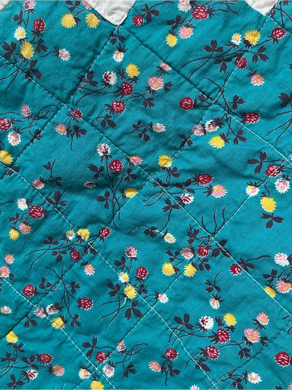 Vintage reversible turquoise and brown floral quilt USA made 66 x 78 - Picture 5 of 7